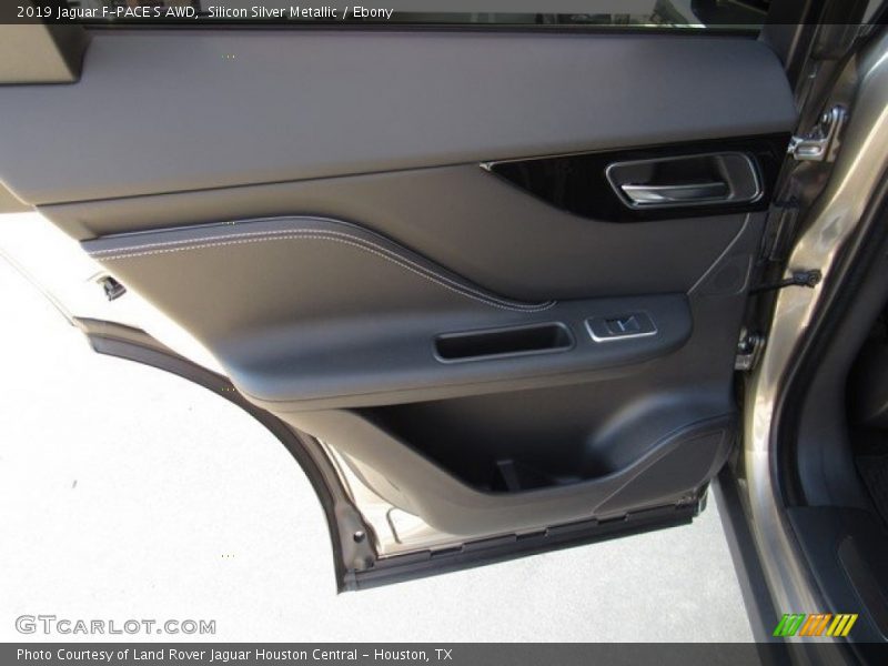 Silicon Silver Metallic / Ebony 2019 Jaguar F-PACE S AWD