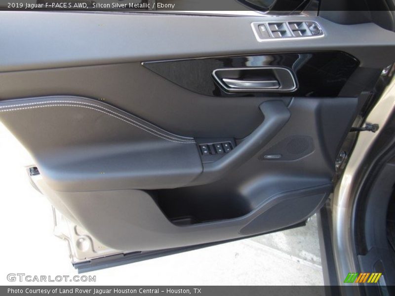 Silicon Silver Metallic / Ebony 2019 Jaguar F-PACE S AWD