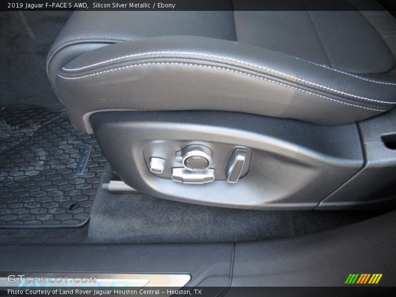 Silicon Silver Metallic / Ebony 2019 Jaguar F-PACE S AWD