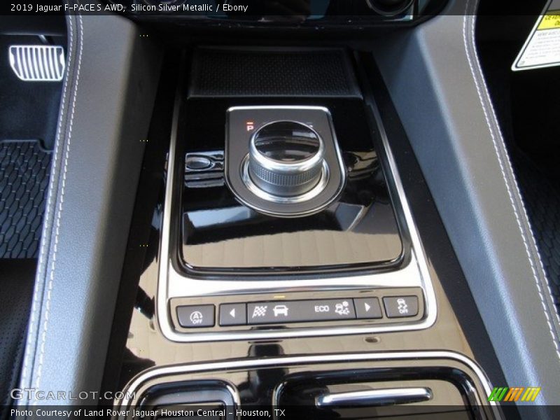 Silicon Silver Metallic / Ebony 2019 Jaguar F-PACE S AWD
