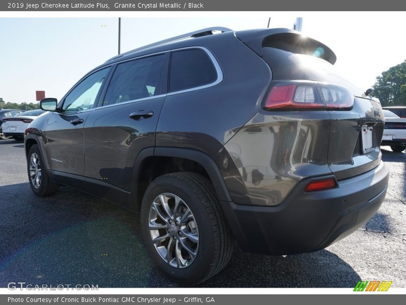Granite Crystal Metallic / Black 2019 Jeep Cherokee Latitude Plus