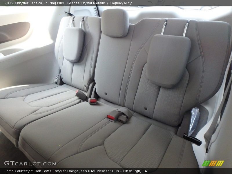 Granite Crystal Metallic / Cognac/Alloy 2019 Chrysler Pacifica Touring Plus