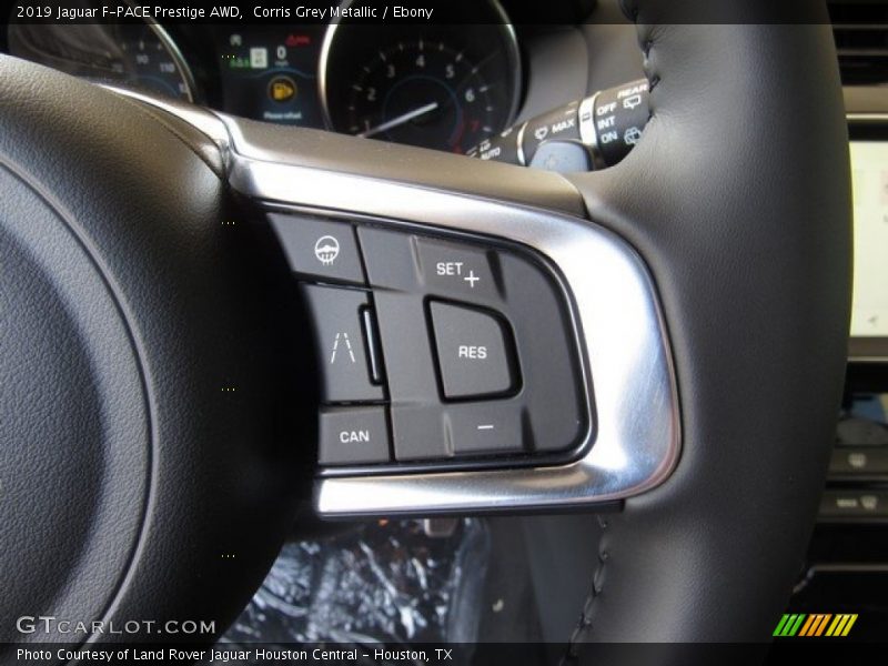  2019 F-PACE Prestige AWD Steering Wheel
