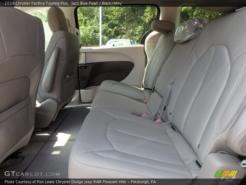 Jazz Blue Pearl / Black/Alloy 2019 Chrysler Pacifica Touring Plus