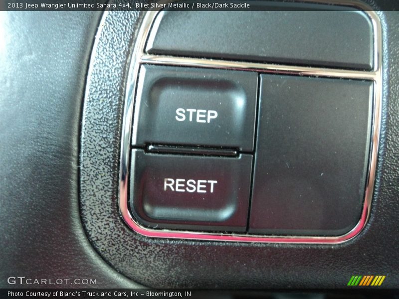 Billet Silver Metallic / Black/Dark Saddle 2013 Jeep Wrangler Unlimited Sahara 4x4