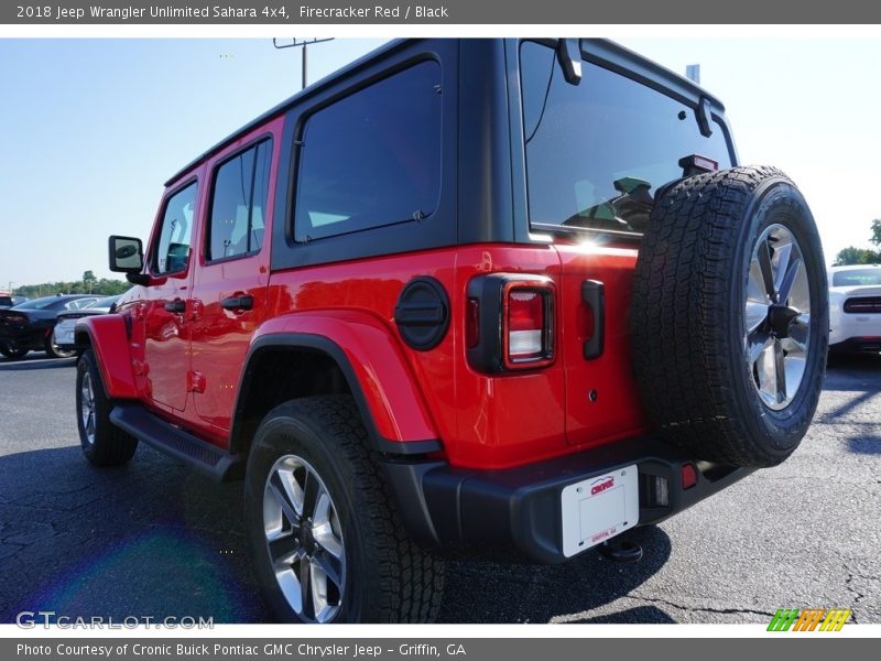Firecracker Red / Black 2018 Jeep Wrangler Unlimited Sahara 4x4