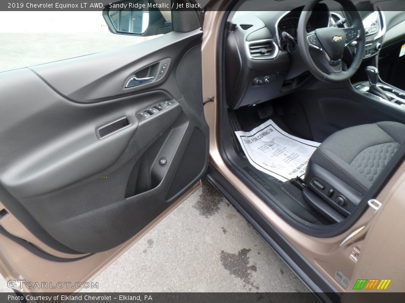 Sandy Ridge Metallic / Jet Black 2019 Chevrolet Equinox LT AWD