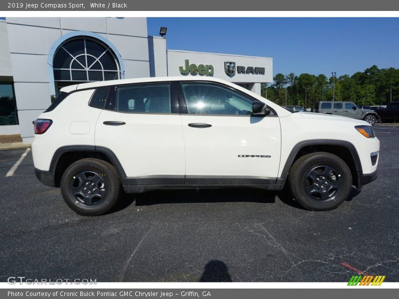 White / Black 2019 Jeep Compass Sport