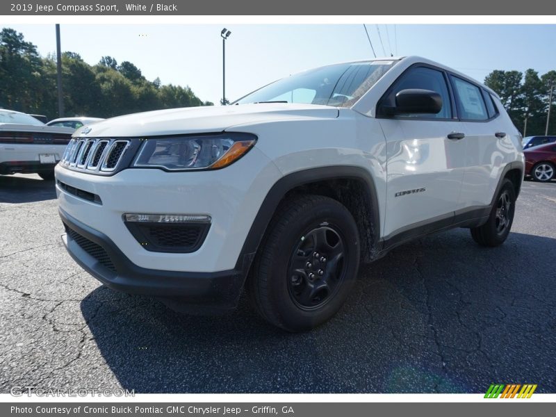 White / Black 2019 Jeep Compass Sport