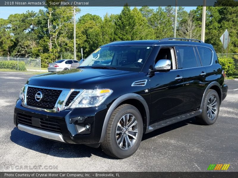 Front 3/4 View of 2018 Armada SL