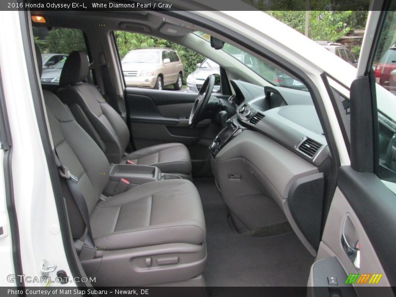 White Diamond Pearl / Gray 2016 Honda Odyssey EX-L