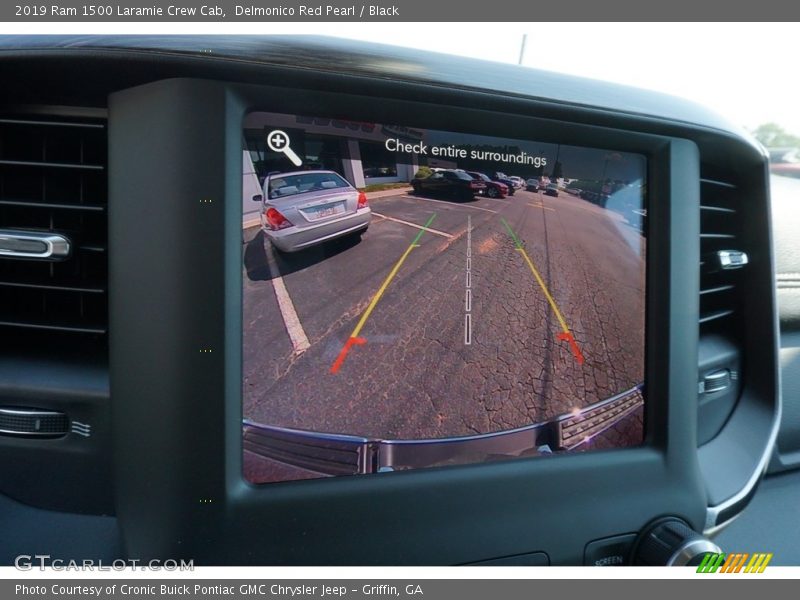 Delmonico Red Pearl / Black 2019 Ram 1500 Laramie Crew Cab