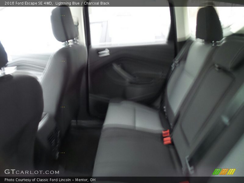 Lightning Blue / Charcoal Black 2018 Ford Escape SE 4WD