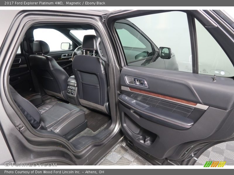 Magnetic / Ebony Black 2017 Ford Explorer Platinum 4WD
