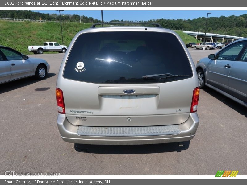 Light Parchment Gold Metallic / Medium Parchment Beige 2002 Ford Windstar LX