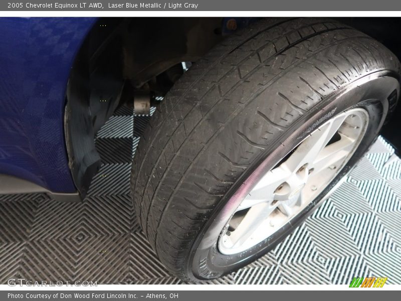 Laser Blue Metallic / Light Gray 2005 Chevrolet Equinox LT AWD