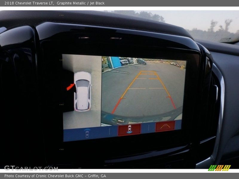Graphite Metallic / Jet Black 2018 Chevrolet Traverse LT