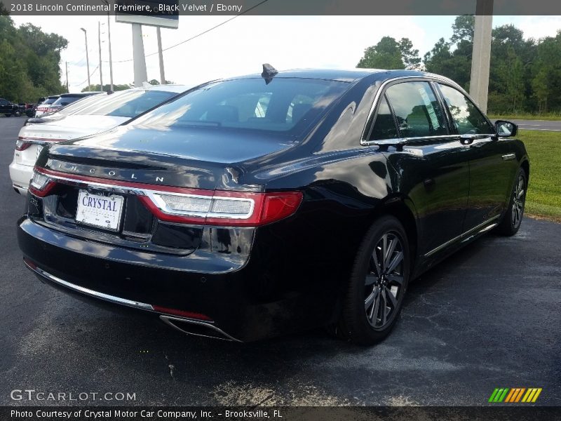 Black Velvet / Ebony 2018 Lincoln Continental Premiere