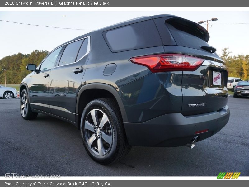 Graphite Metallic / Jet Black 2018 Chevrolet Traverse LT