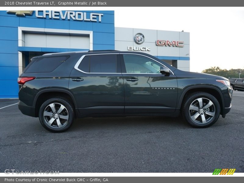 Graphite Metallic / Jet Black 2018 Chevrolet Traverse LT
