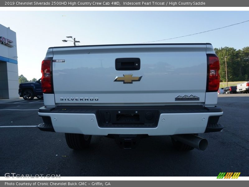 Iridescent Pearl Tricoat / High Country Saddle 2019 Chevrolet Silverado 2500HD High Country Crew Cab 4WD