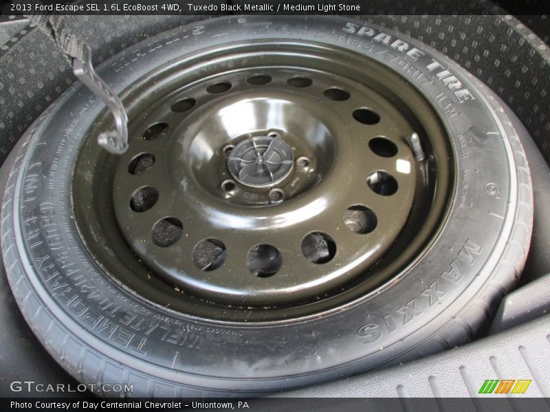 Tuxedo Black Metallic / Medium Light Stone 2013 Ford Escape SEL 1.6L EcoBoost 4WD