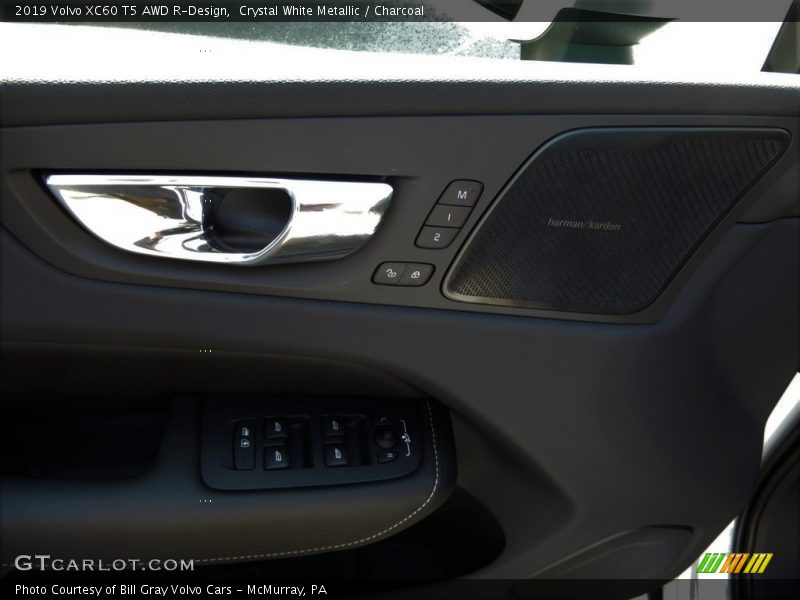 Crystal White Metallic / Charcoal 2019 Volvo XC60 T5 AWD R-Design