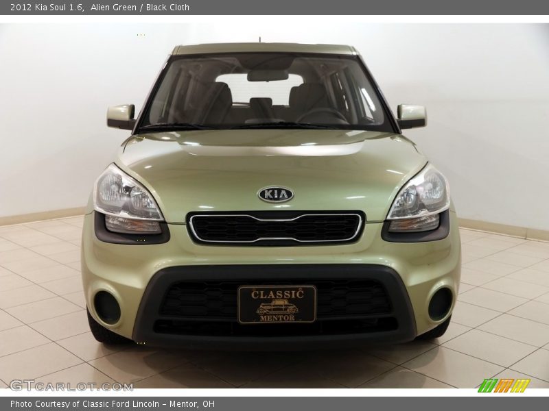 Alien Green / Black Cloth 2012 Kia Soul 1.6