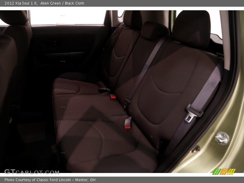 Alien Green / Black Cloth 2012 Kia Soul 1.6
