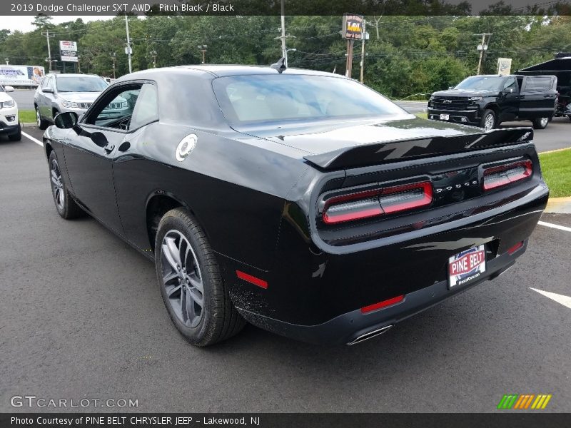 Pitch Black / Black 2019 Dodge Challenger SXT AWD