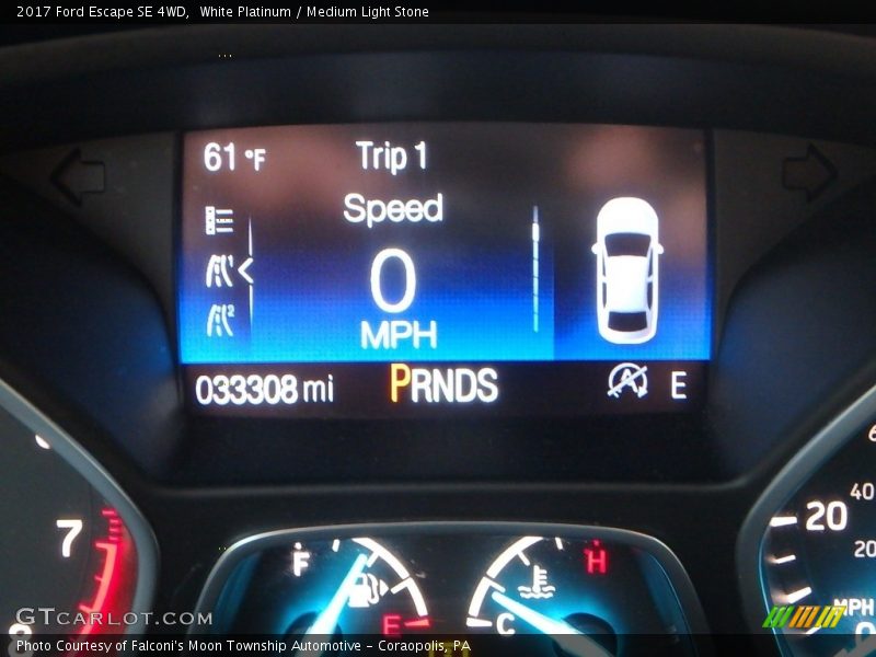 White Platinum / Medium Light Stone 2017 Ford Escape SE 4WD