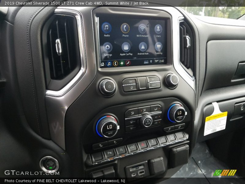 Summit White / Jet Black 2019 Chevrolet Silverado 1500 LT Z71 Crew Cab 4WD