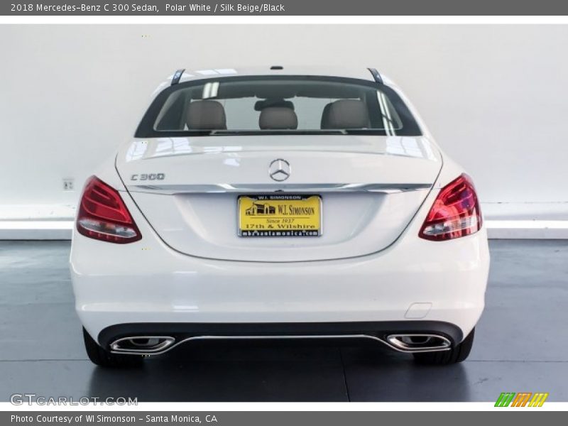 Polar White / Silk Beige/Black 2018 Mercedes-Benz C 300 Sedan