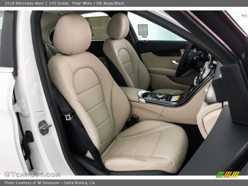 Polar White / Silk Beige/Black 2018 Mercedes-Benz C 300 Sedan