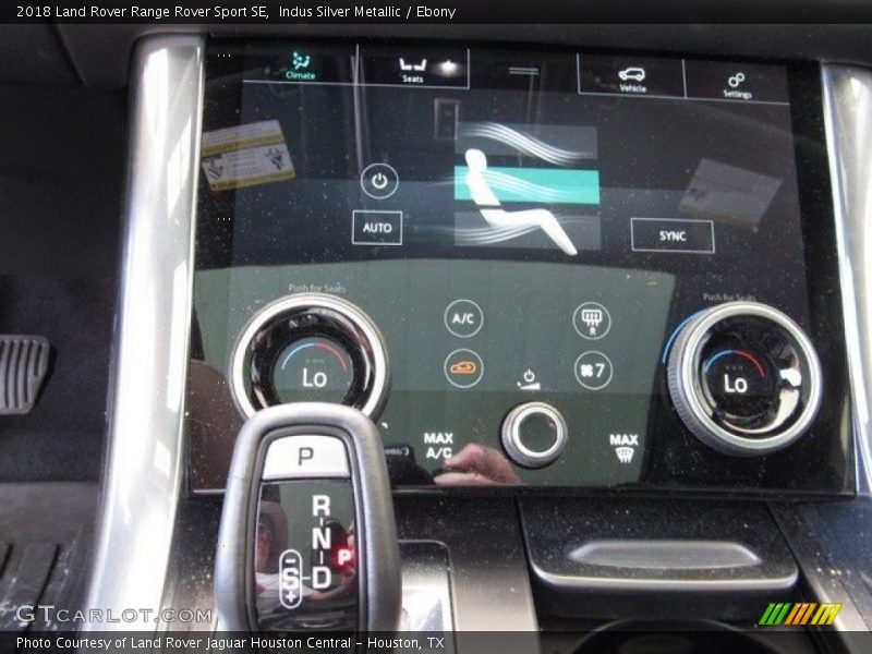 Controls of 2018 Range Rover Sport SE