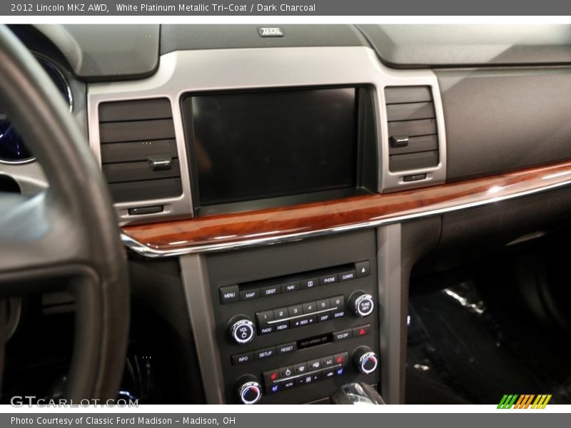 White Platinum Metallic Tri-Coat / Dark Charcoal 2012 Lincoln MKZ AWD
