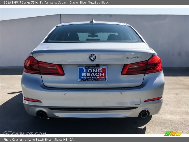 Glacier Silver Metallic / Black 2019 BMW 5 Series 530e iPerformance Sedan