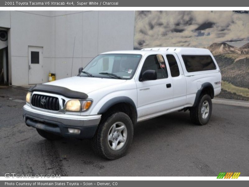 Super White / Charcoal 2001 Toyota Tacoma V6 Xtracab 4x4