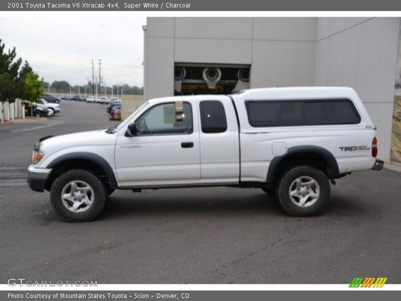 Super White / Charcoal 2001 Toyota Tacoma V6 Xtracab 4x4
