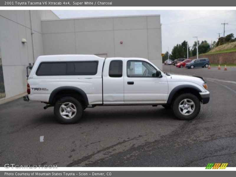 Super White / Charcoal 2001 Toyota Tacoma V6 Xtracab 4x4