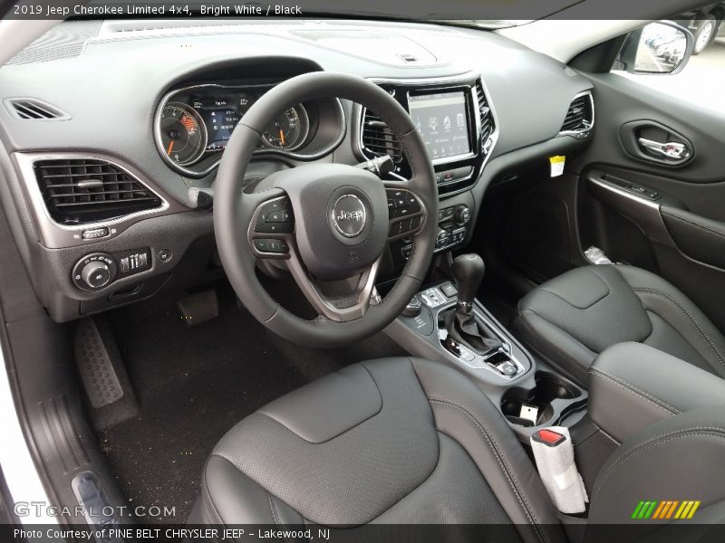 Bright White / Black 2019 Jeep Cherokee Limited 4x4