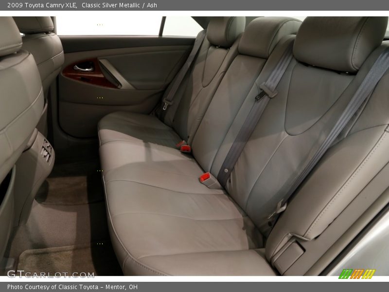 Classic Silver Metallic / Ash 2009 Toyota Camry XLE