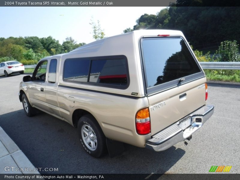 Mystic Gold Metallic / Oak 2004 Toyota Tacoma SR5 Xtracab