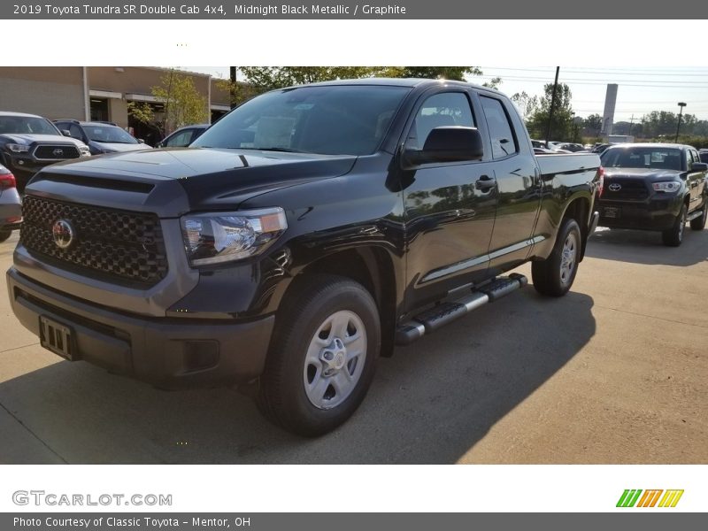 Front 3/4 View of 2019 Tundra SR Double Cab 4x4