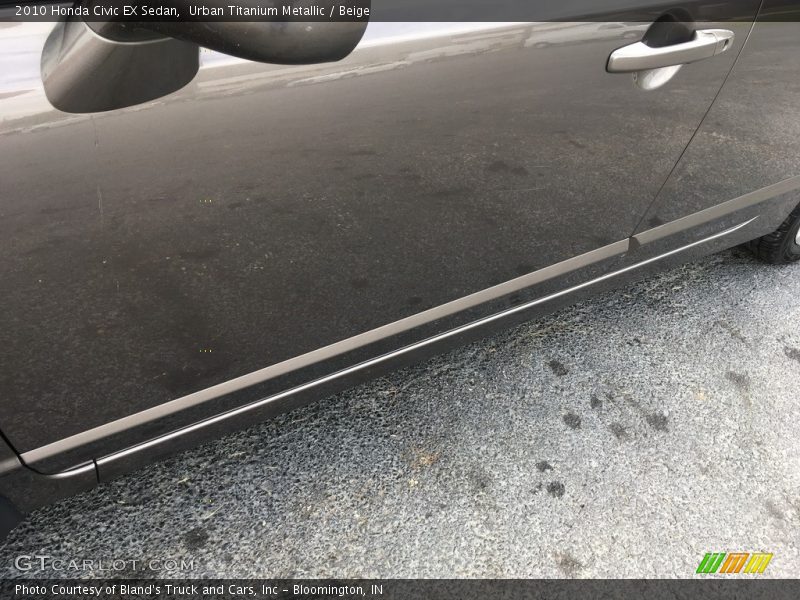 Urban Titanium Metallic / Beige 2010 Honda Civic EX Sedan