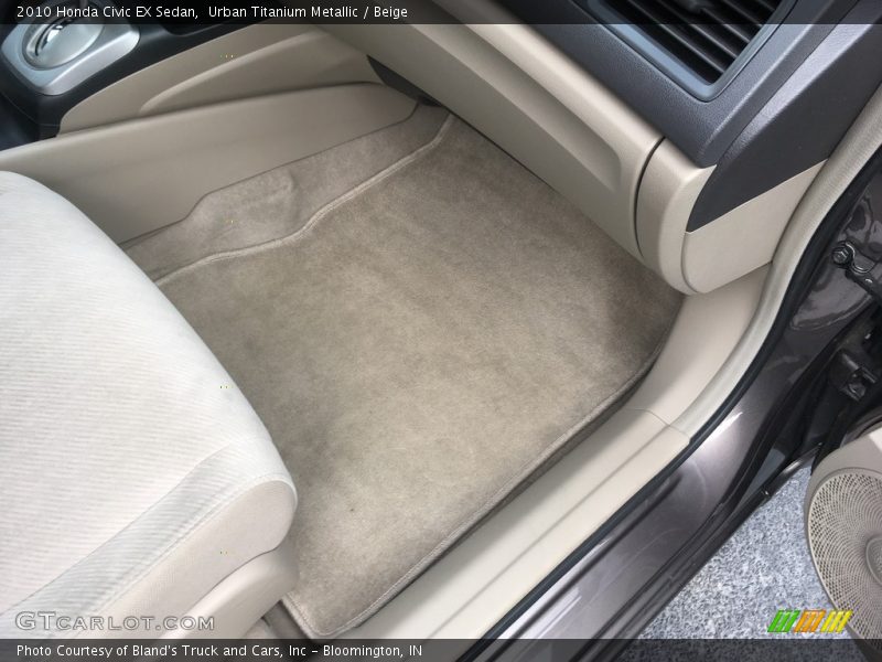 Urban Titanium Metallic / Beige 2010 Honda Civic EX Sedan