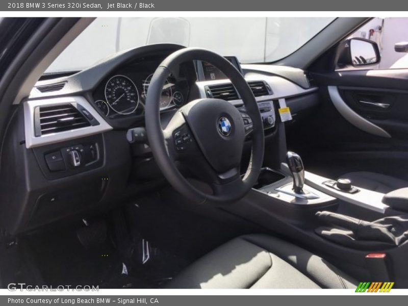 Jet Black / Black 2018 BMW 3 Series 320i Sedan
