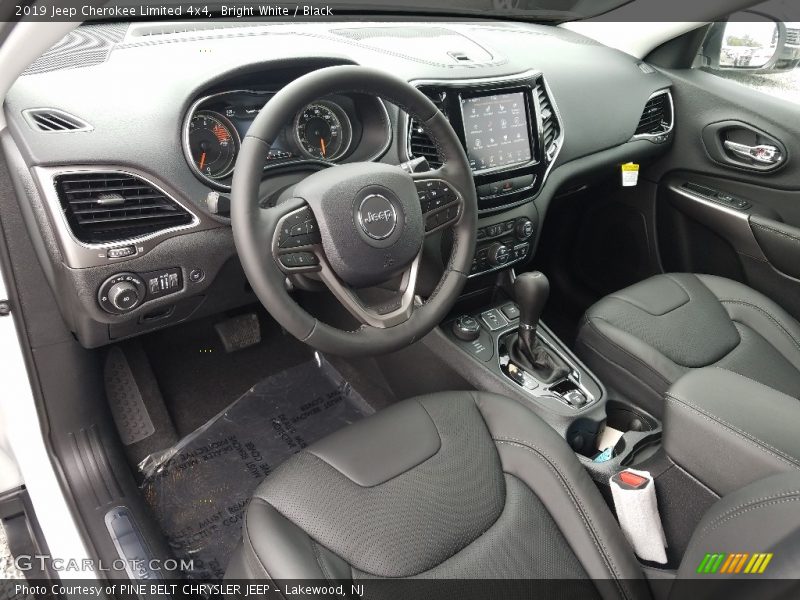Bright White / Black 2019 Jeep Cherokee Limited 4x4