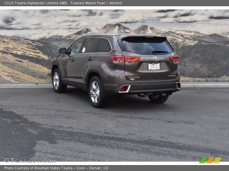 Toasted Walnut Pearl / Almond 2019 Toyota Highlander Limited AWD