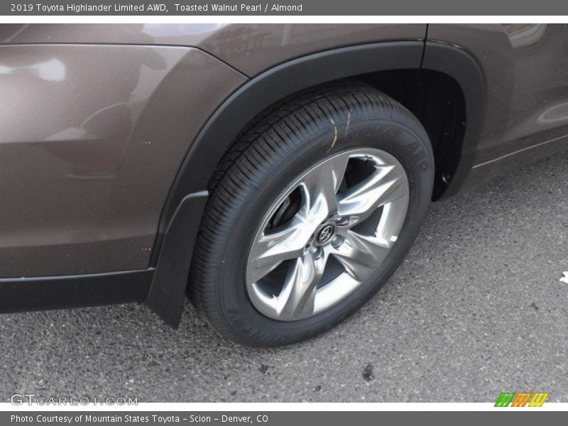  2019 Highlander Limited AWD Wheel